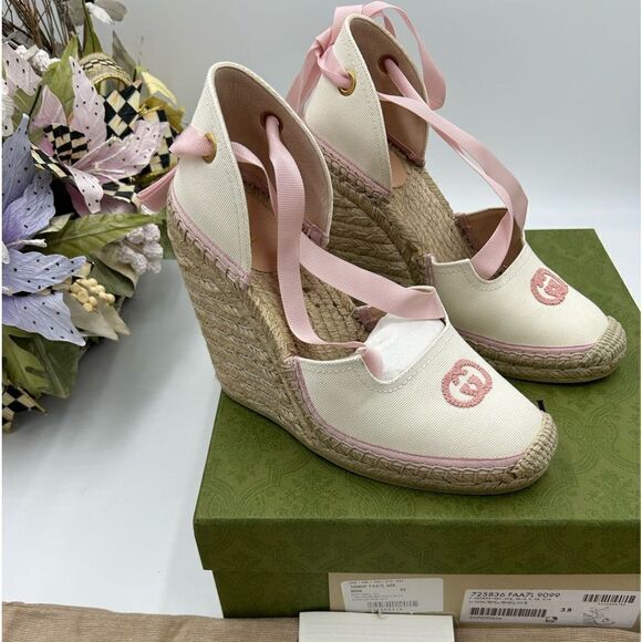 Women’s Gucci GG espadrilles with ribbon tie size 39 made in Spain - Picture 1 of 11